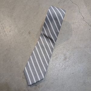 Spier & Mackay Gray and White Striped Men's Tie Cotton Handmade